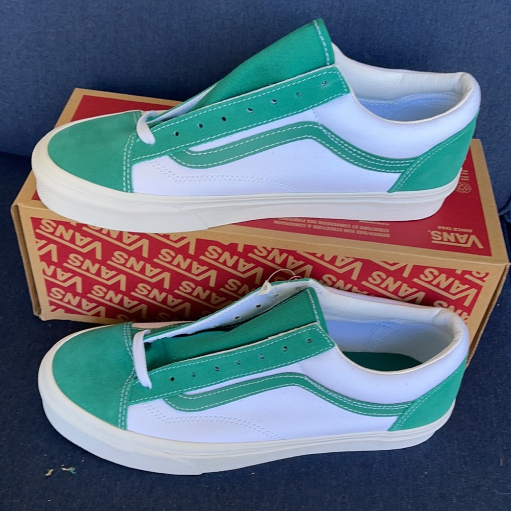 Vans WMNS Style 36 Classicsport Sneakers - Picture 3 of 16
